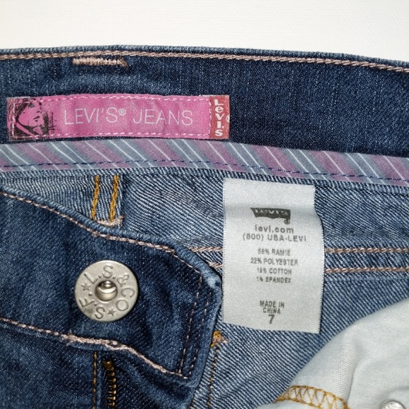 ⬇️$15 Levis dark wash jean shorts sz 7 - Picture 6 of 7